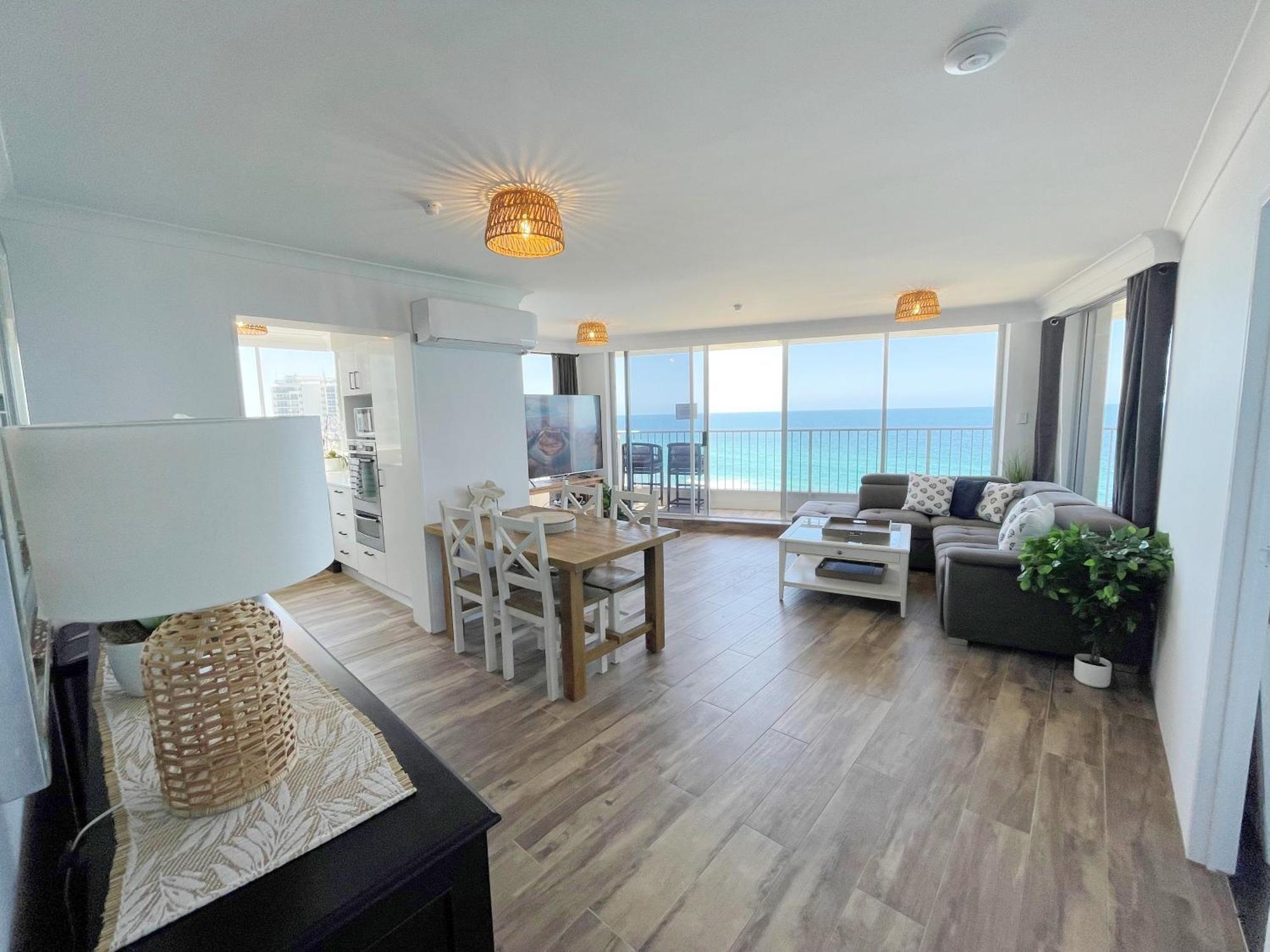 Absolutely Stunning! On The Beach !!! Gold Coast Buitenkant foto