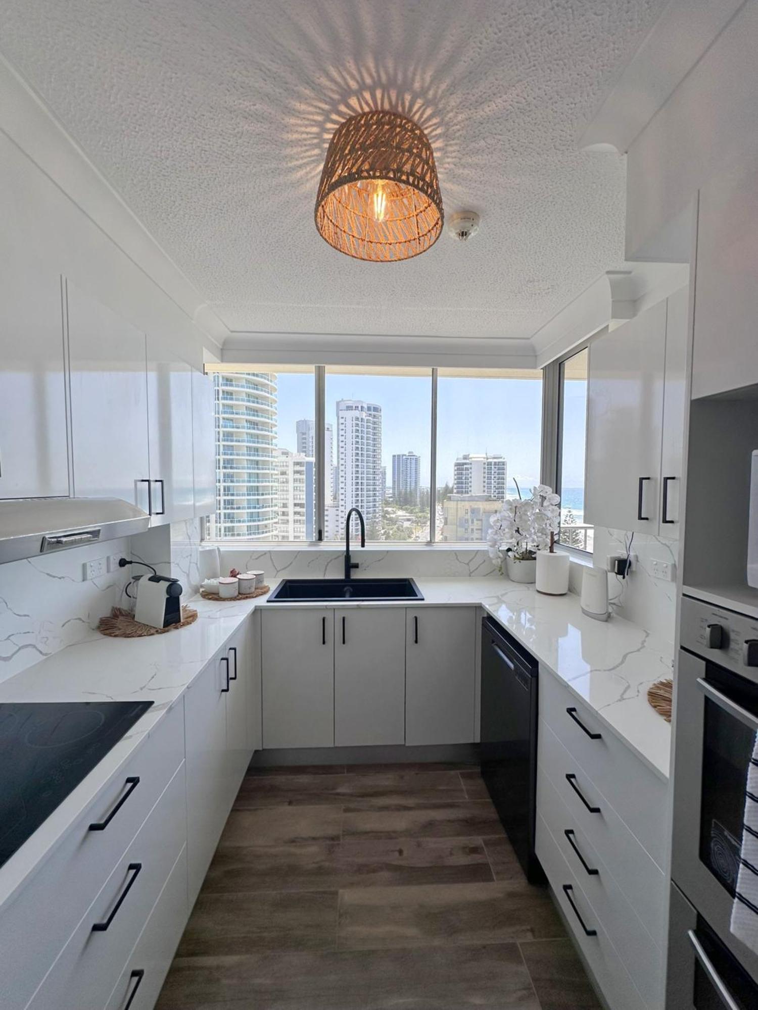 Absolutely Stunning! On The Beach !!! Gold Coast Buitenkant foto