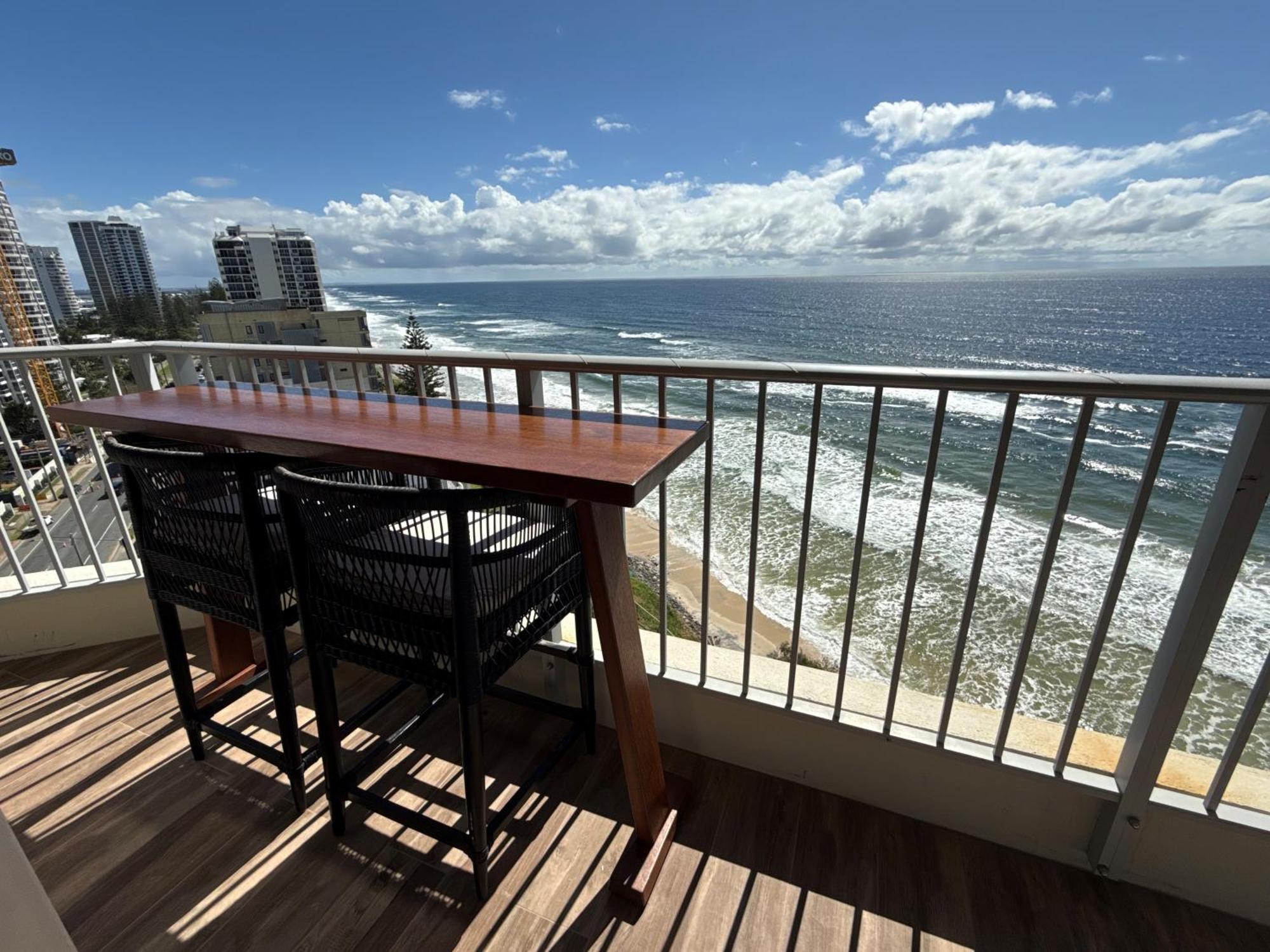 Absolutely Stunning! On The Beach !!! Gold Coast Buitenkant foto
